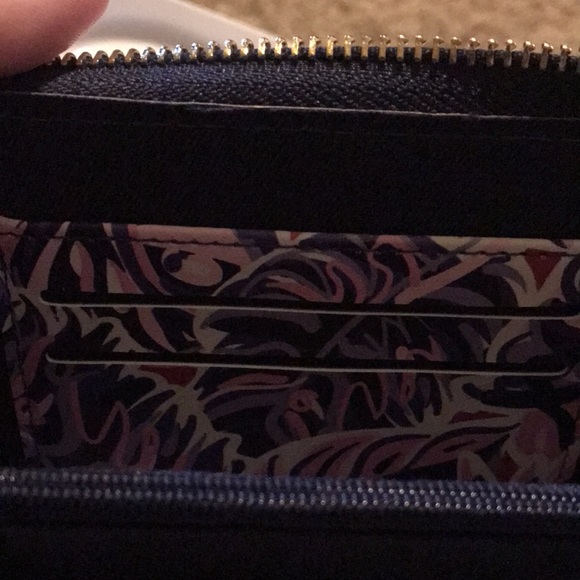 SIMPLY SOUTHERN Faux leather Cross body purse/phone wallet in tropical leaf. NWT - Picture 14 of 16